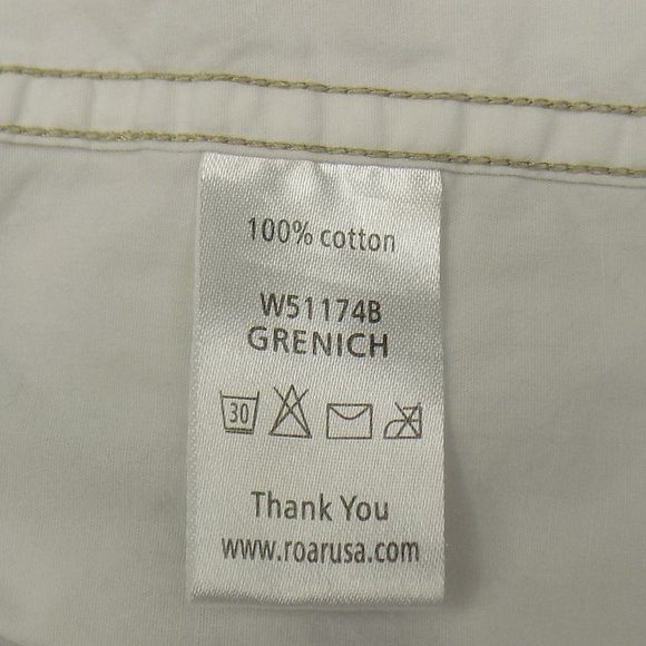 Roar Men's Embroidered Crest Design Button Front Collared Shirt Size Small - Picture 11 of 11